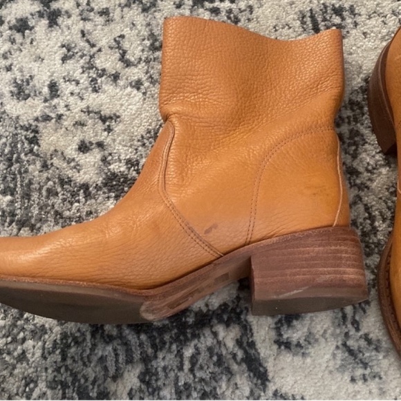 TB boots - Picture 5 of 5